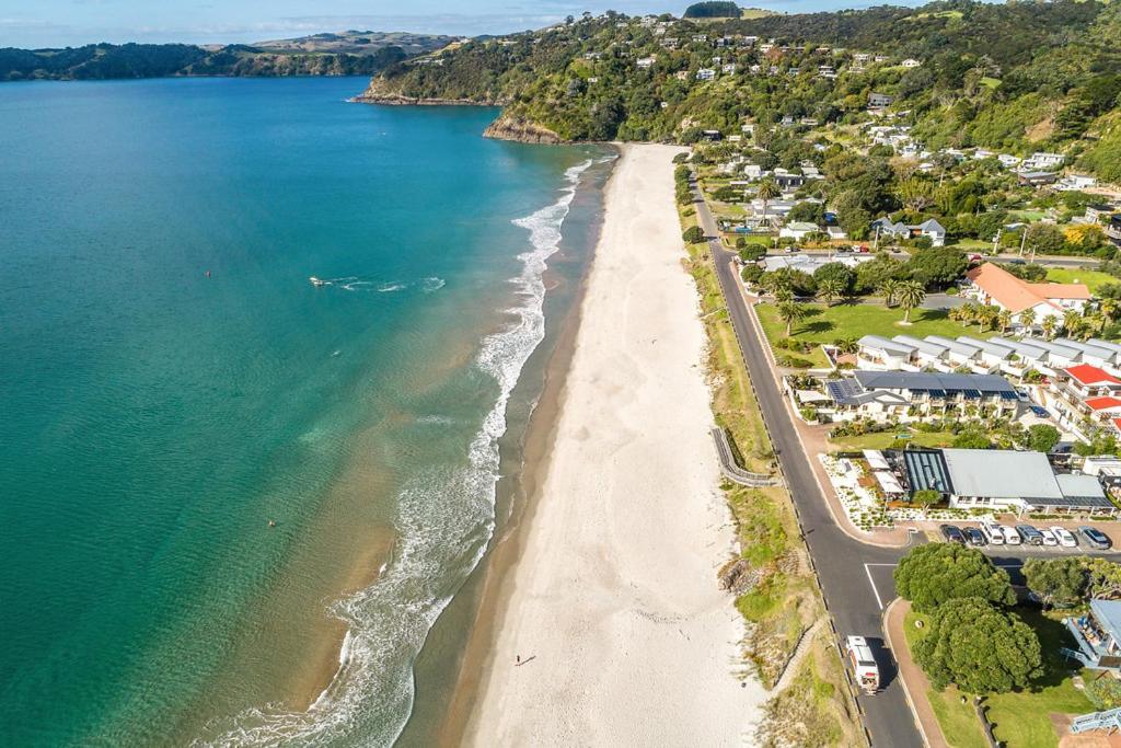 Onetangi Beach Apartments Eksteriør bilde